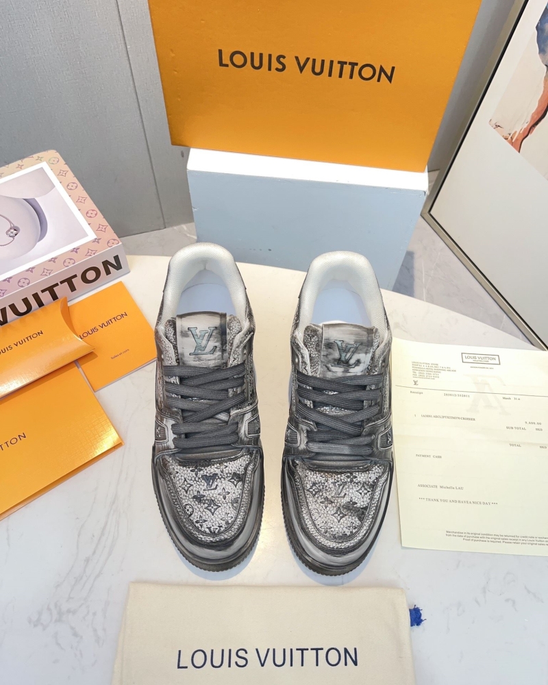 Louis Vuitton Sneakers